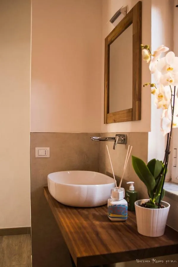 Sarzana'S Rooms Italia