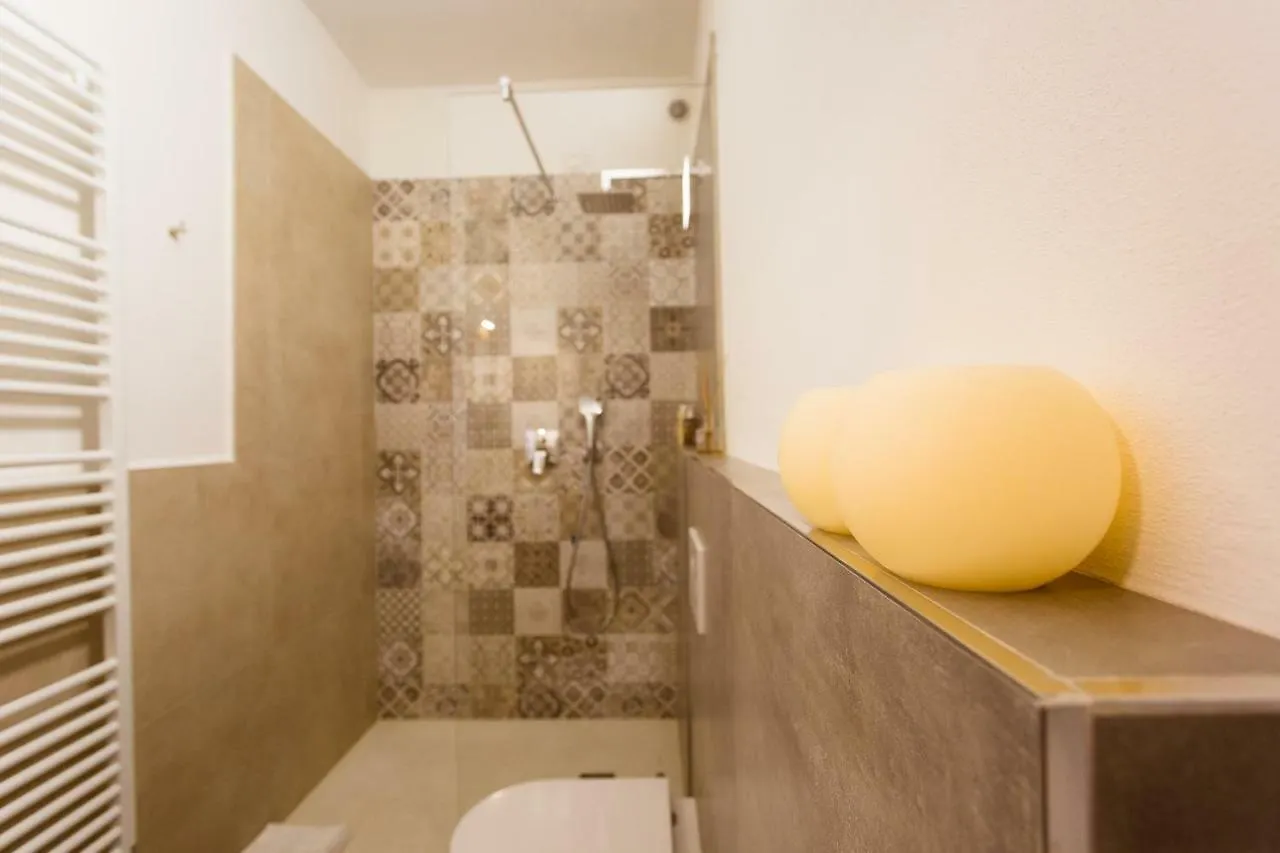 Guest house Sarzana'S Rooms Italy